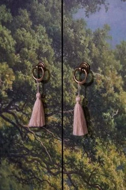 RNT By Really Nice Things Buffet Armoire 2 Portes En Pin Massif Imprimé Bucolique Forestier -Boutique Maisons du Monde buffet armoire 2 portes en pin massif imprime bucolique forestier 5