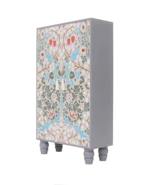 RNT By Really Nice Things Buffet Armoire En Pin Massif Imprimé Floral Sur Fond Bleu. 3 RNT By Really Nice Things Buffet Armoire En Pin Massif Imprimé Floral Sur Fond Bleu. – Image 3