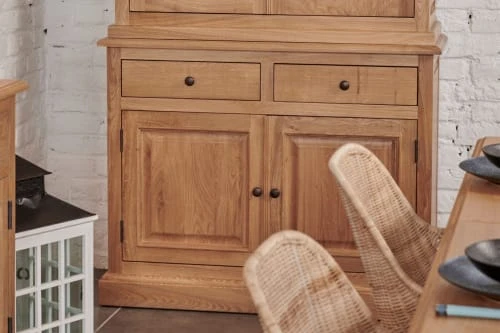 HELLIN Buffet Bas Parisien 2 Portes 2 Tiroirs En Chêne Massif Naturel 2 HELLIN Buffet Bas Parisien 2 Portes 2 Tiroirs En Chêne Massif Naturel – Image 2