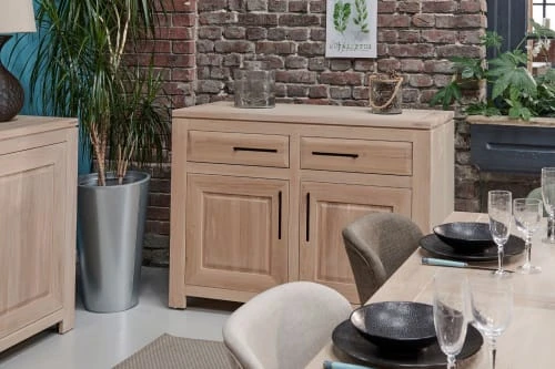 HELLIN Buffet Bas Parisien Moderne En Chêne Blanchi 2 Portes 2 Tiroirs 2 HELLIN Buffet Bas Parisien Moderne En Chêne Blanchi 2 Portes 2 Tiroirs – Image 2