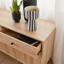 Alice's Garden Buffet De Rangement Bois Rainuré 2 Portes -Boutique Maisons du Monde buffet de rangement bois rainure 2 portes 3