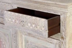 GINER Y COLOMER Buffet En Manguier Blanc Vieilli Et Tons Pastels -Boutique Maisons du Monde buffet en manguier blanc vieilli et tons pastels 2